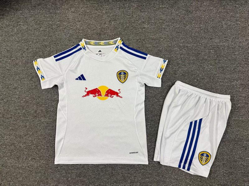 17a17f8c94ceff86fb8a77e890c407d3 2025/2026 Leeds United Home Football Shirt Kids Size 1:1 Thai Quality