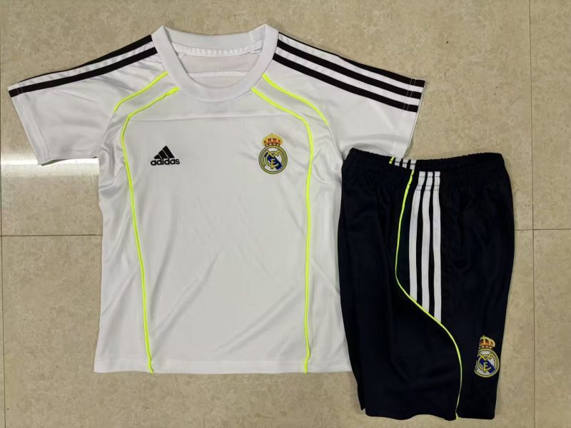 31a9e9cc48c220ceb0e5453986a45106 2025/2026 Real Madrid Training suit Football Shirt Kids Size 1:1 Thai Quality