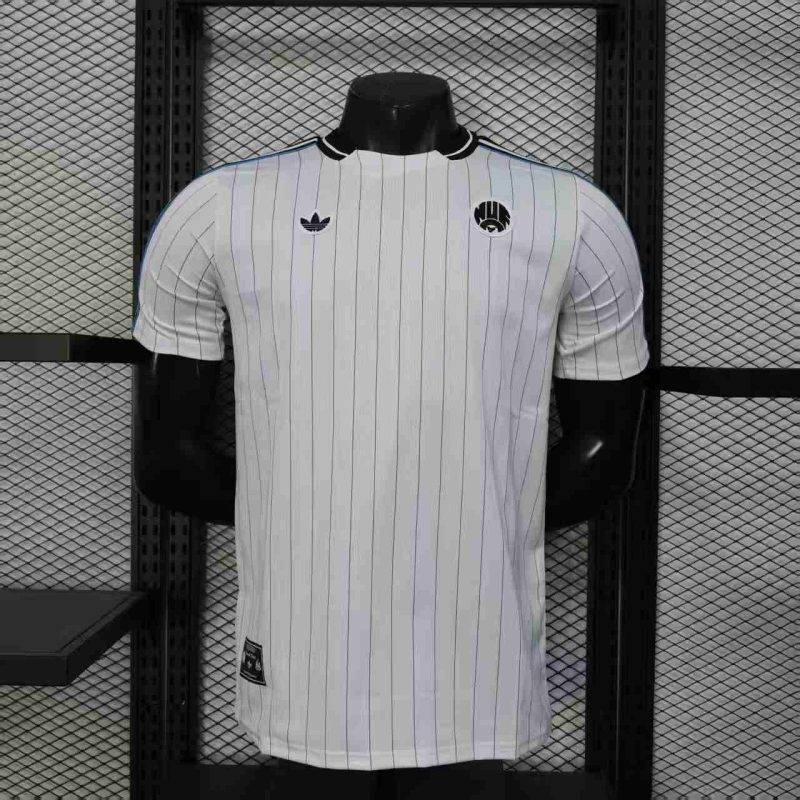 3e7a2c7aeb18c04061fd2deb6571bc82 2025/2026 Player Version Newcastle United Casual style Football Shirt 1:1 Thai Quality