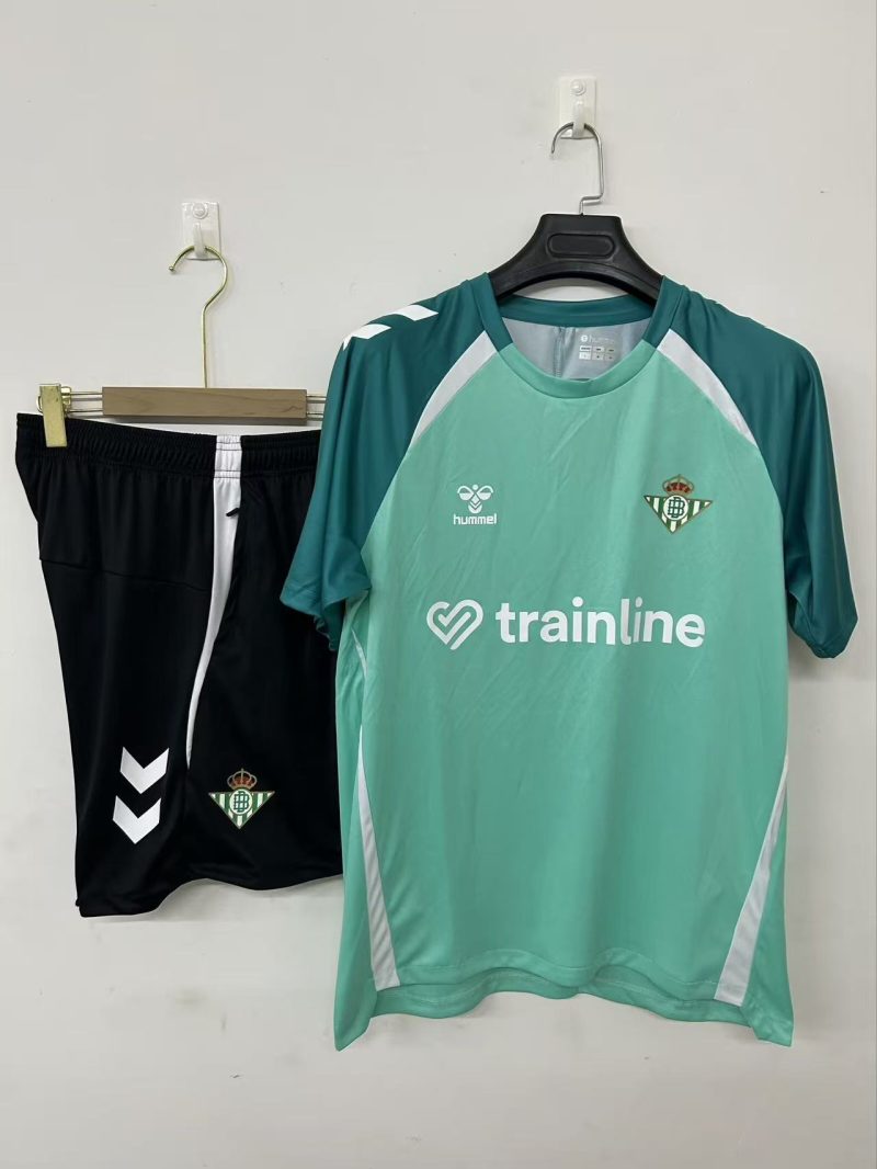 cd843d728cf784b42b772ea874c51a9e 2025/2026 Real Betis Training suit Football 1:1 Thai Quality