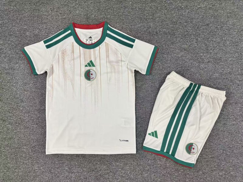 cd95779b535b0fff941267a1b214270c 2026 Algeria Home Football Shirt Kids Size 1:1 Thai Quality