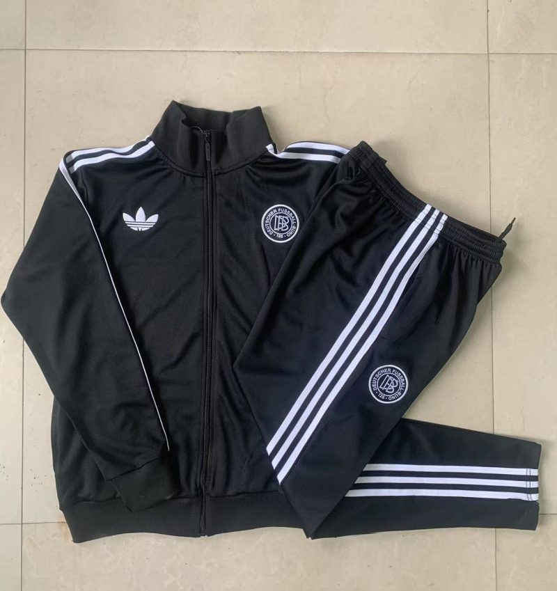 e3ecada01389b5f400ac1ce1046c162f 2025 German half-pull training suit Edition Football Shirt 1:1 Thai Quality Set