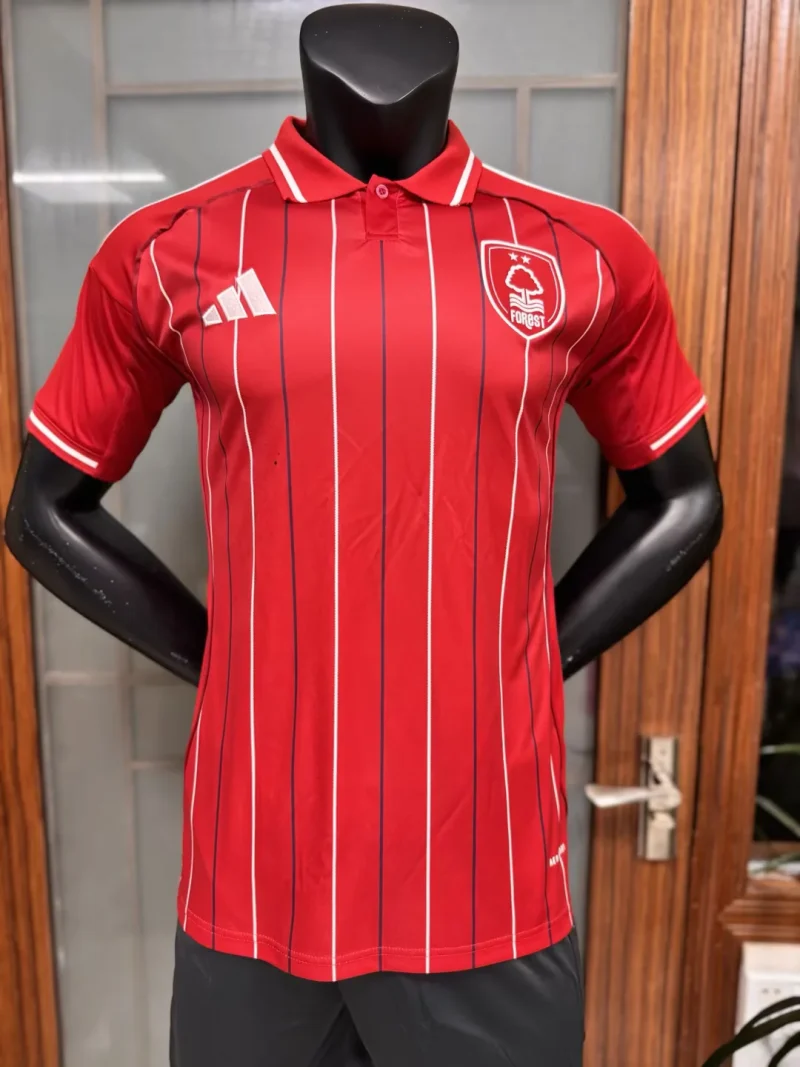 f44ad4dc127017aac287de4f27cf48eb 2025/2026 Nottingham Forest Home Football Shirt 1:1 Thai Quality