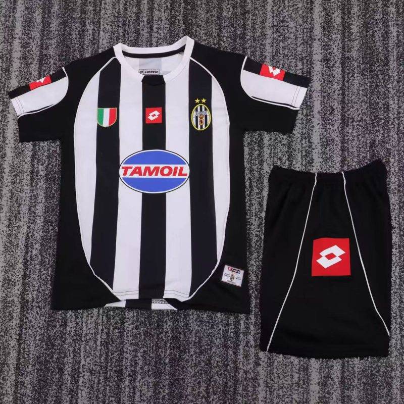 2002/03 Juventus Home Football Shirt Kids Size 1:1 Thai Quality
