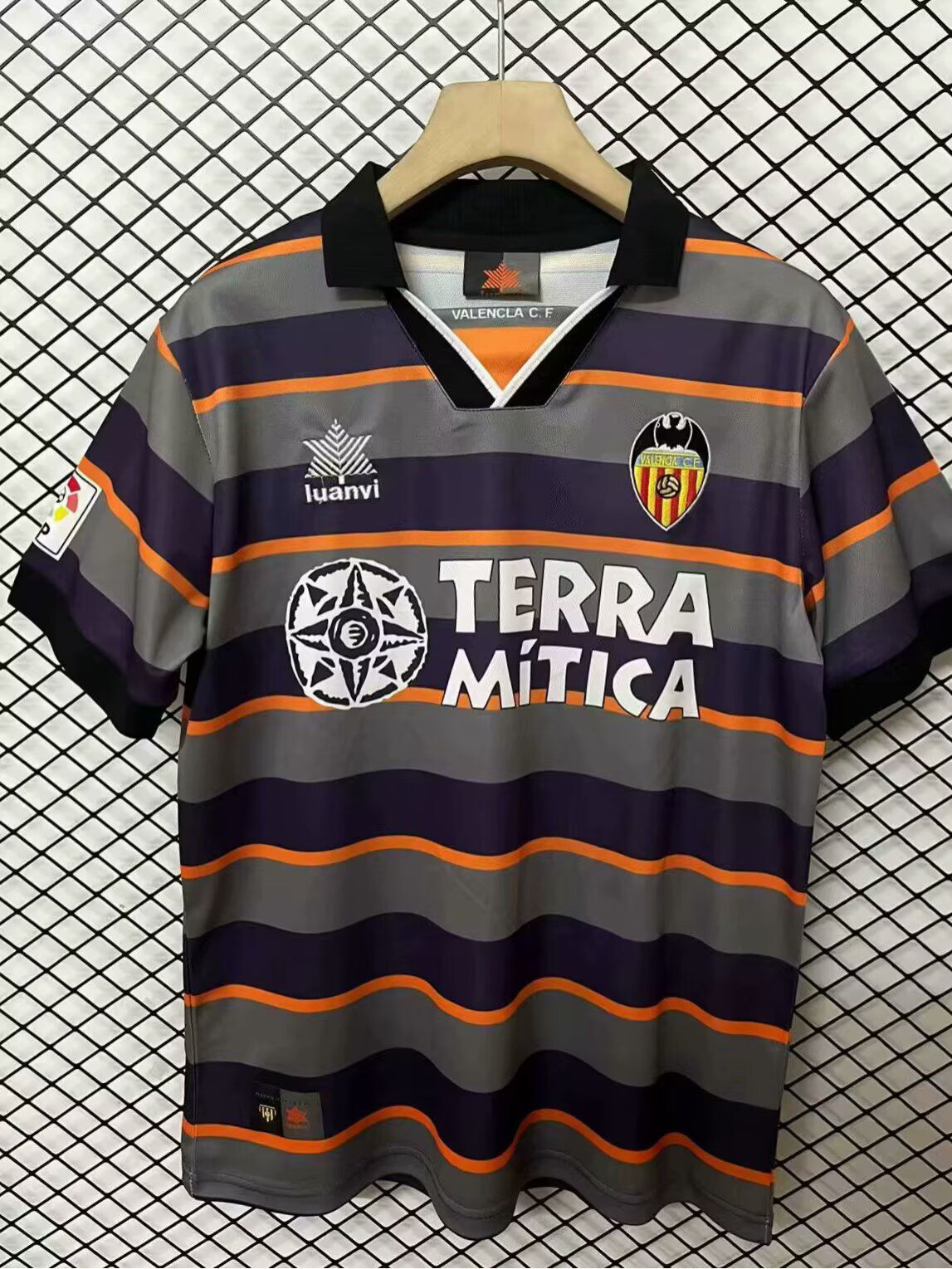 1999/2000 Valencia Away Football Shirt 1:1 Thai Quality