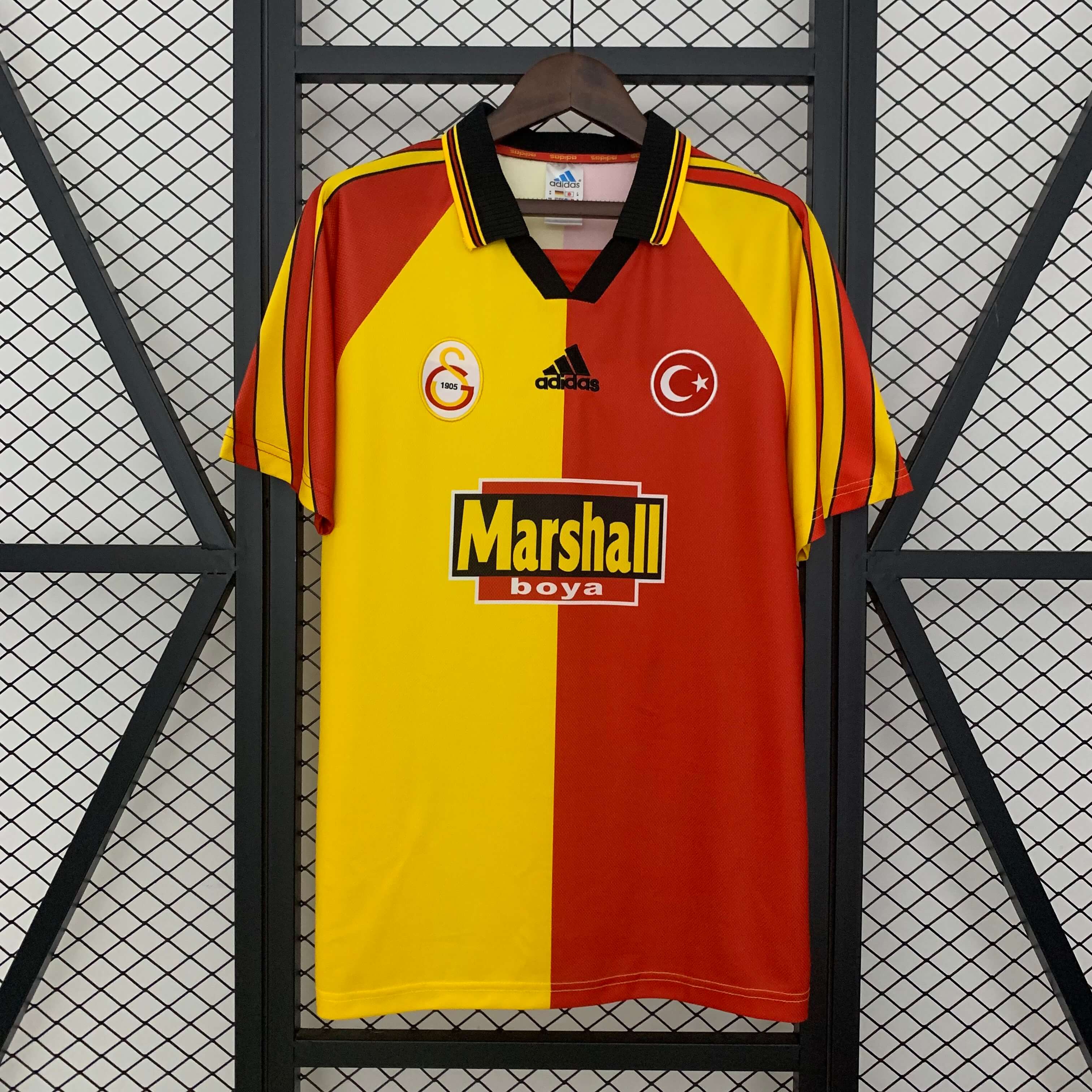 1998/1999 Retro Galatasaray Home Football Shirt 1:1 Thai Quality