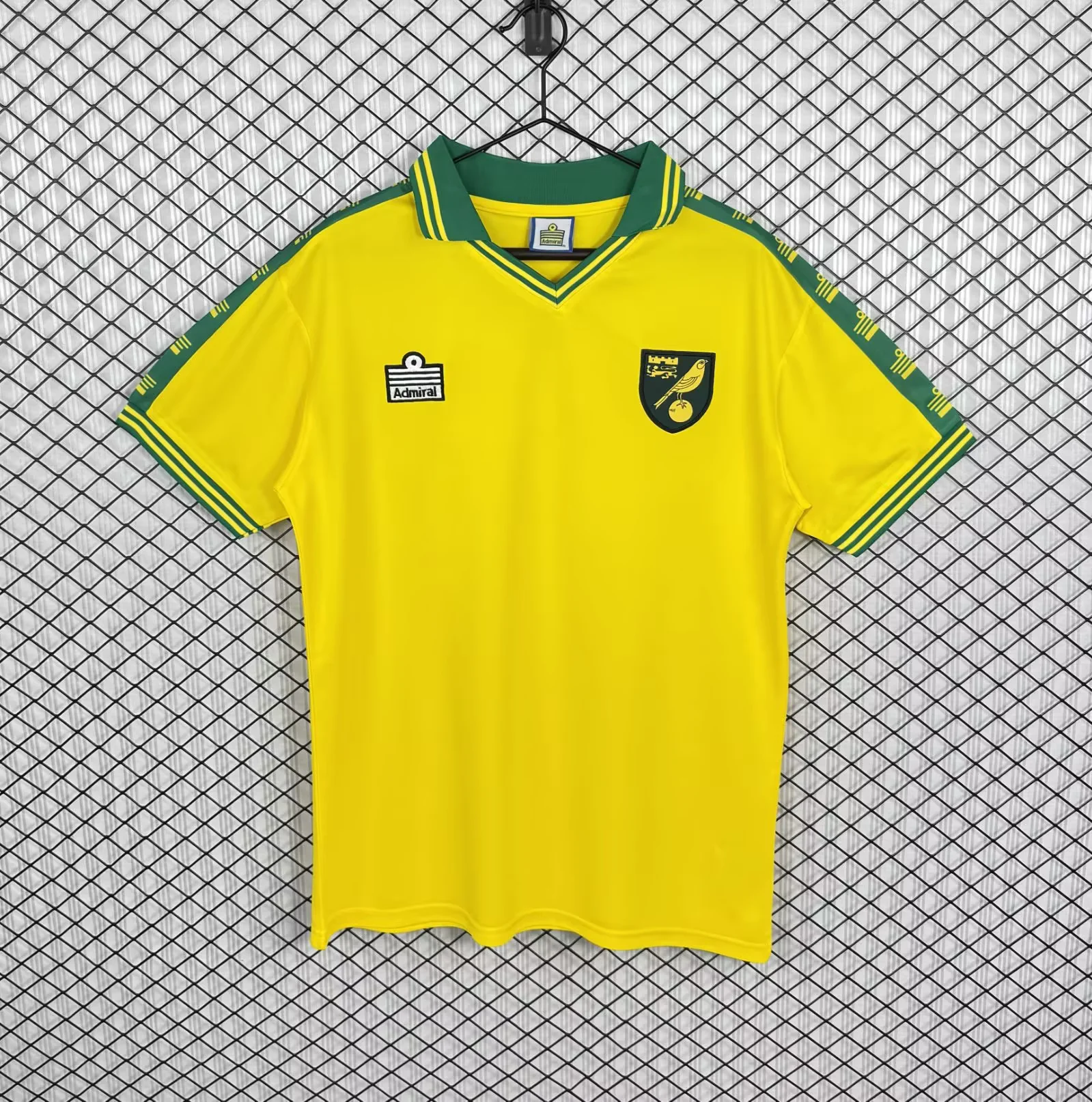 1976/1981 Retro Norwich City Home Football Shirt 1:1 Thai Quality