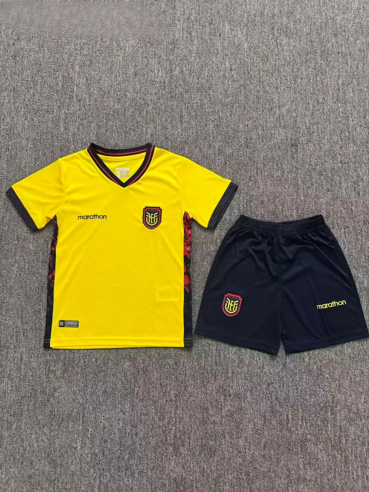 2026 Ecuador Home Football Shirt Kids 1:1 Thai Quality