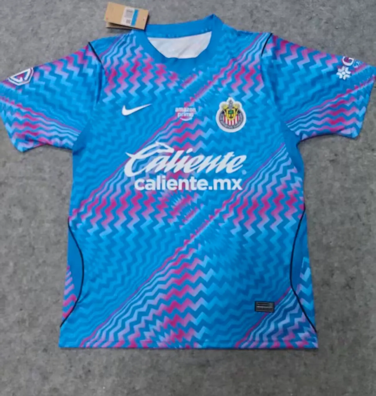 2026/2027 Chivas de Guadalajara Goalkeeper Football Shirt 1:1 Thai Quality