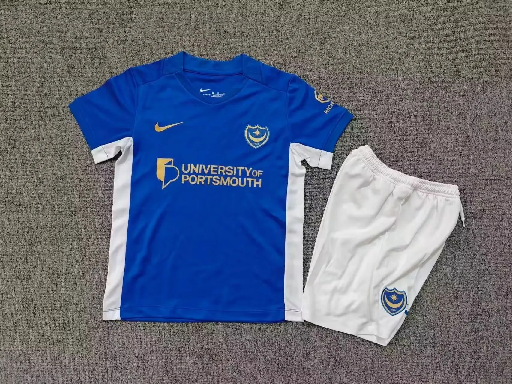 2026/2027 Portsmouth Home Football Shirt Kids Size 1:1 Thai Quality