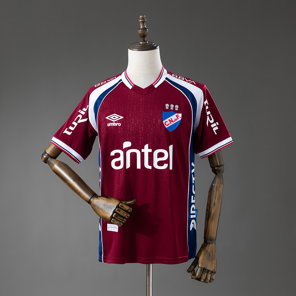 2026/2027 Nacional Goalkeeper Red Jersey
