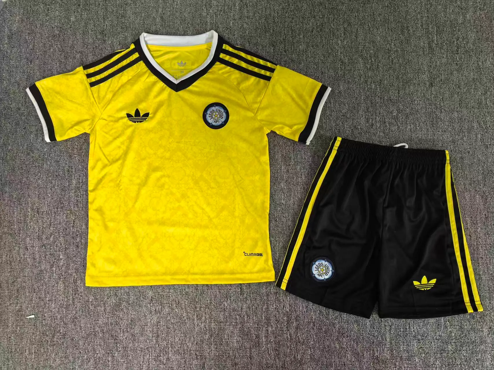 2026/2027 Leeds United Away Football Shirt Kids Size 1:1 Thai Quality