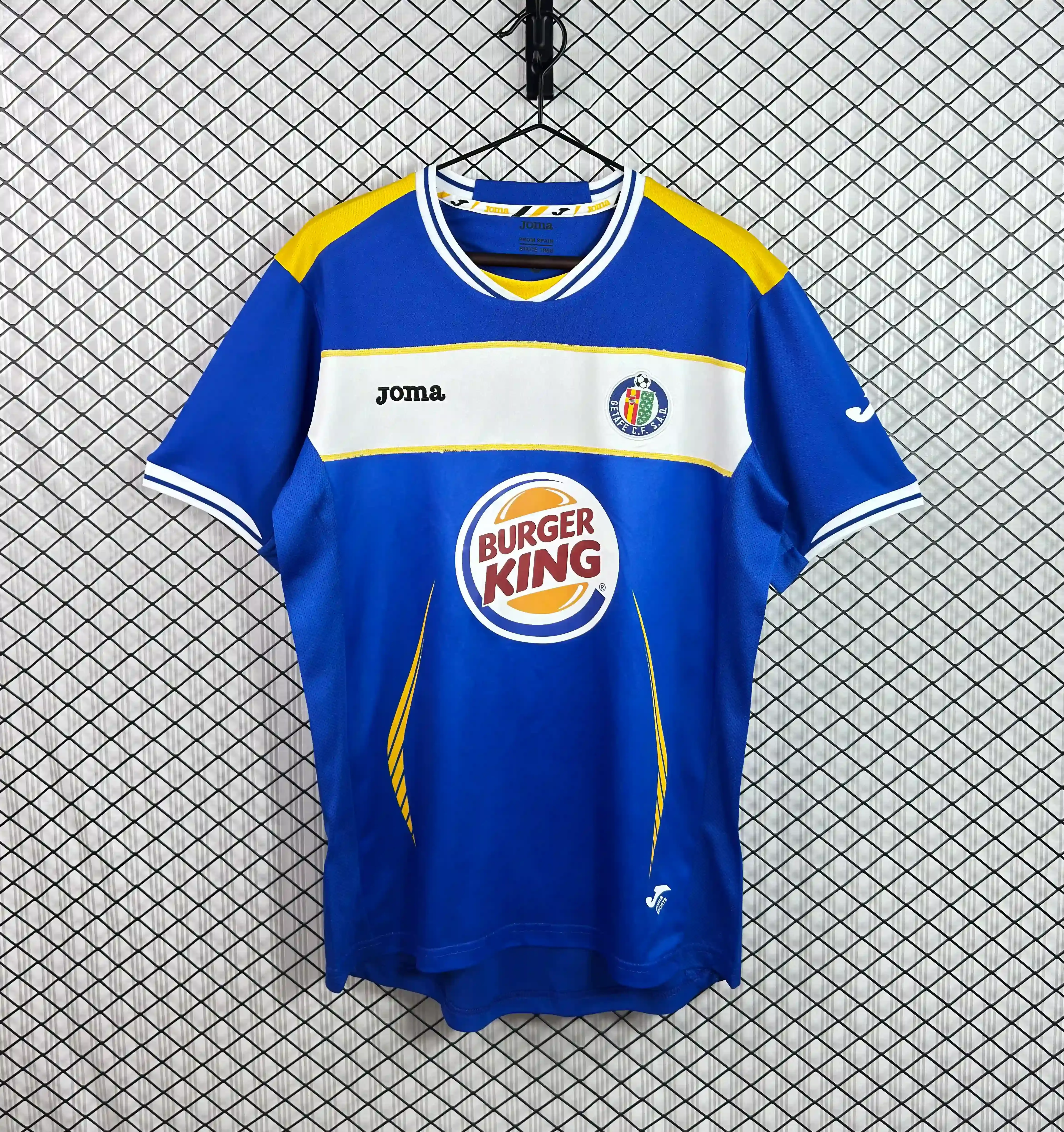 2010/2011 Retro Getafe Home Football Shirt 1:1 Thai Quality