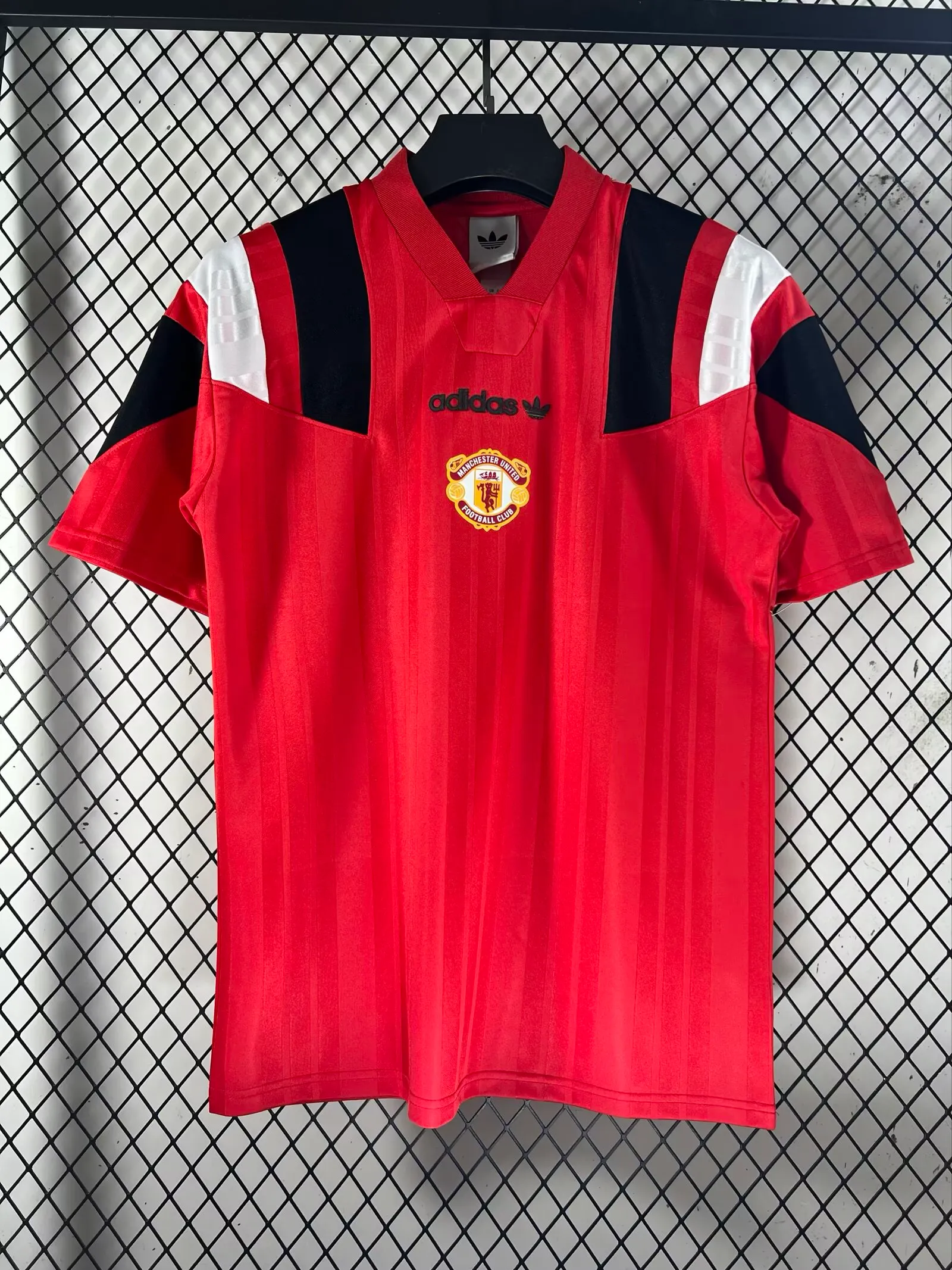 2026/2027 Manchester United EQT Retro Football Shirt 1:1 Thai Quality