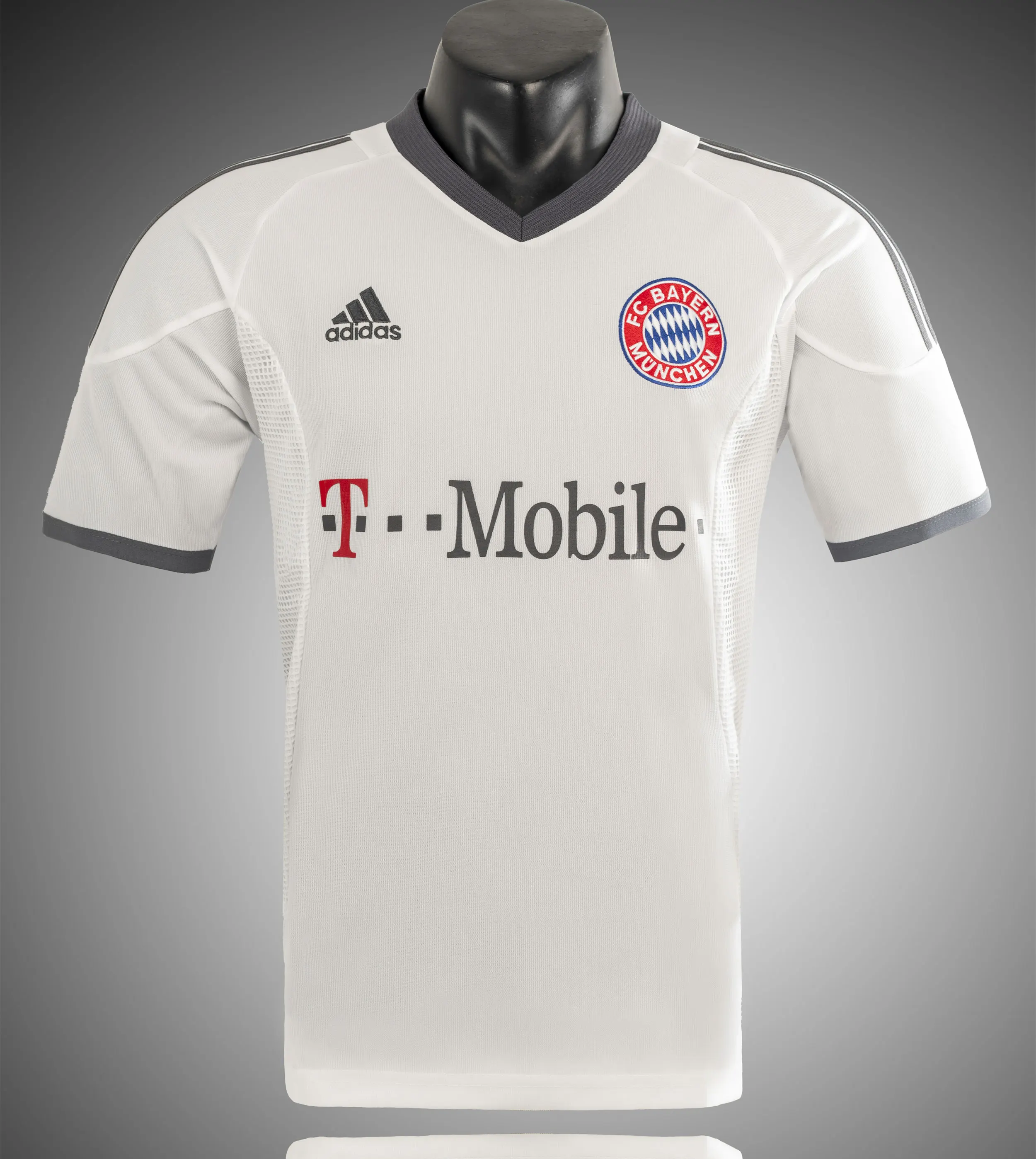 2002/2003 Retro Bayern Munchen Away Football Shirt 1:1 Thai Quality