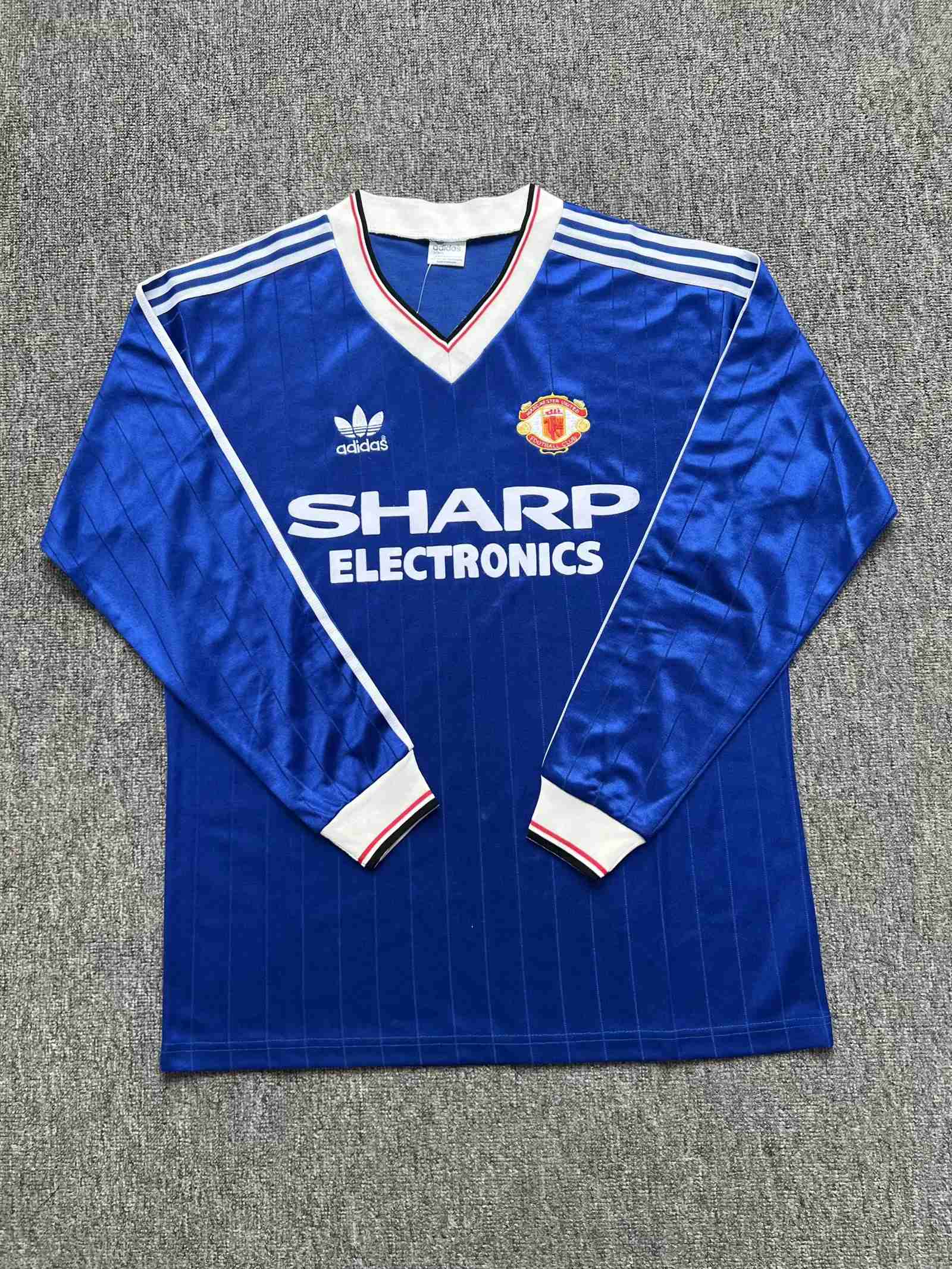1982/1983 Retro Long Sleeve Manchester United Away Football Shirt 1:1 Thai Quality
