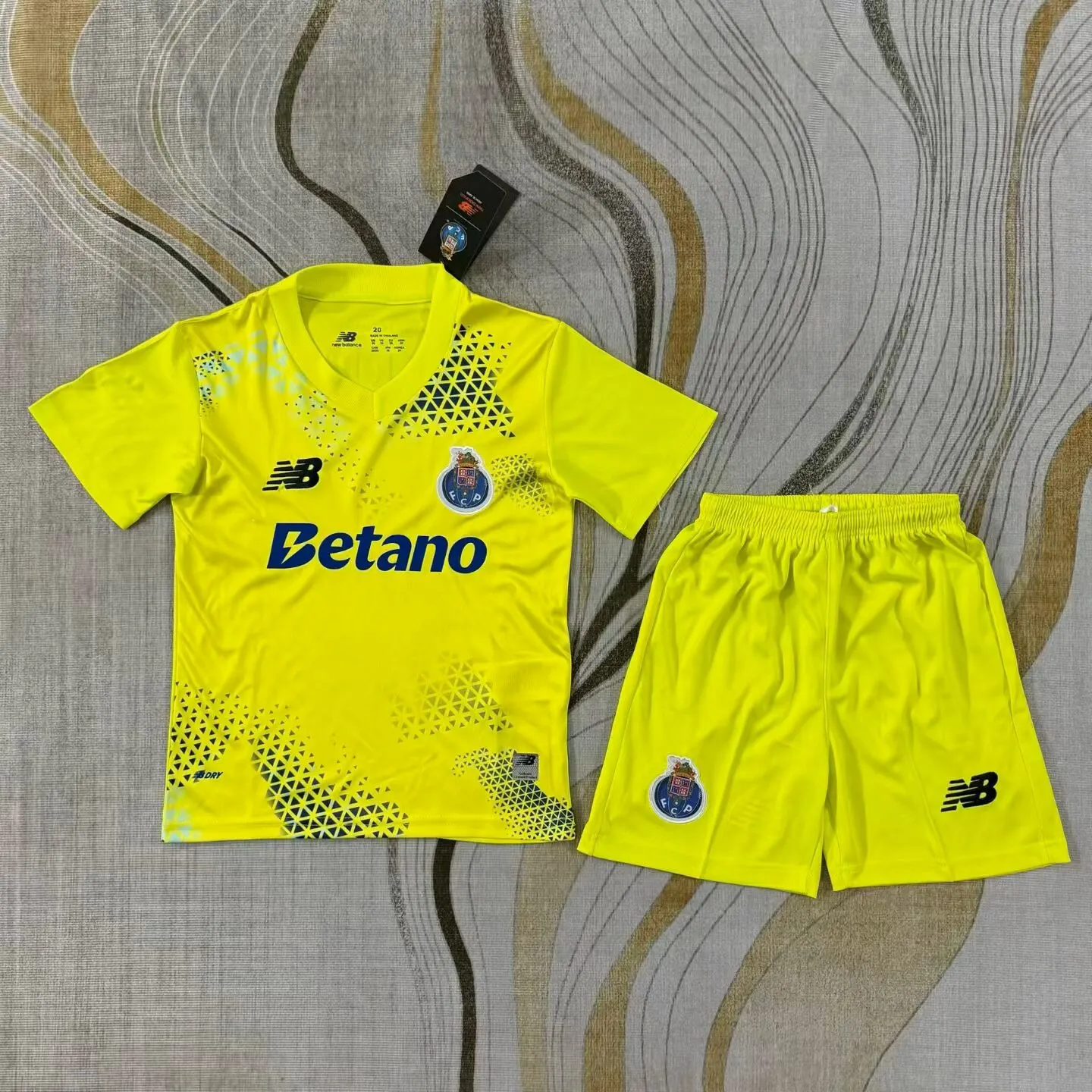 2026/2027 FC Porto Goalkeeper Football Shirt Kids Size 1:1 Thai Quality