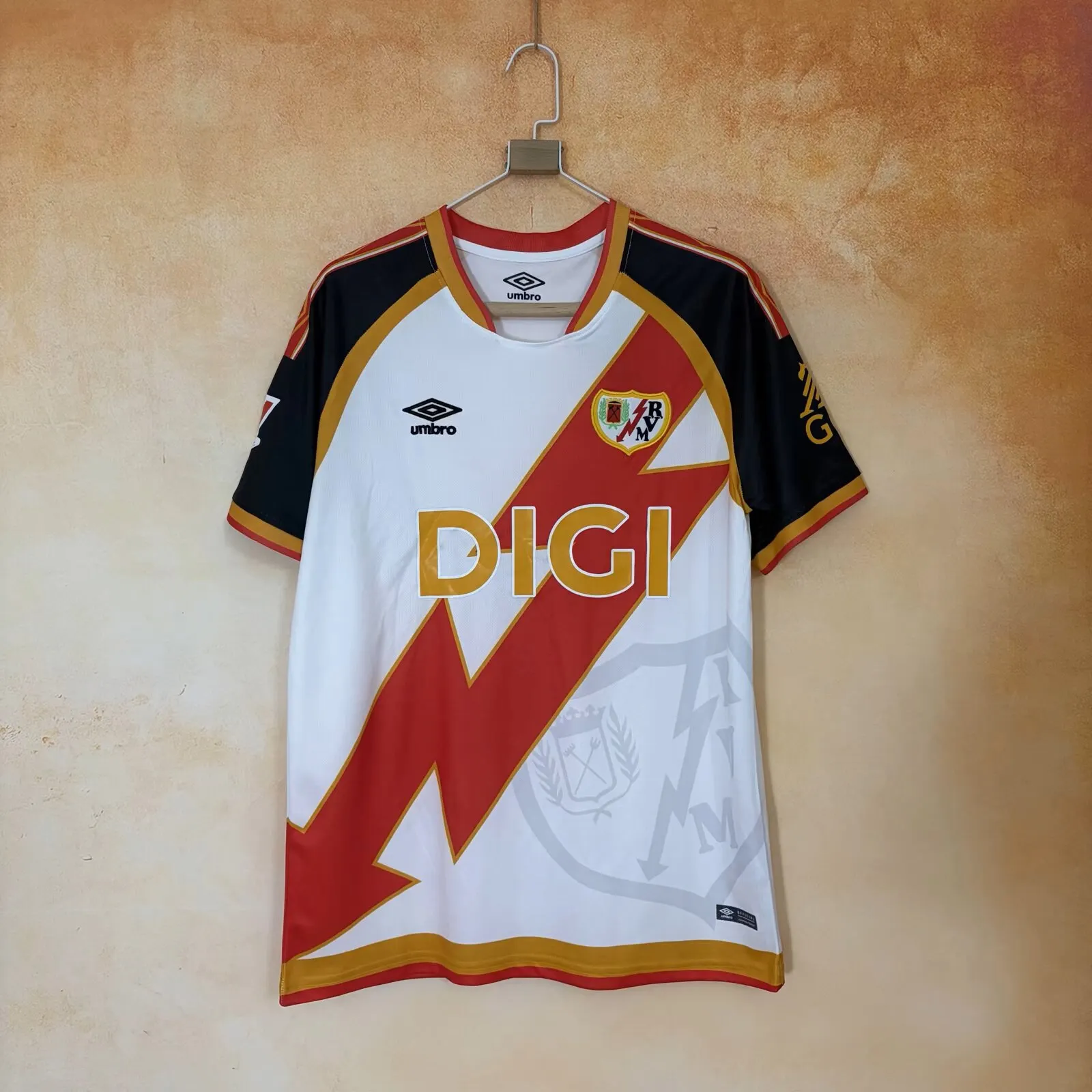 2026/2027 Rayo Vallecano Home Football Shirt 1:1 Thai Quality